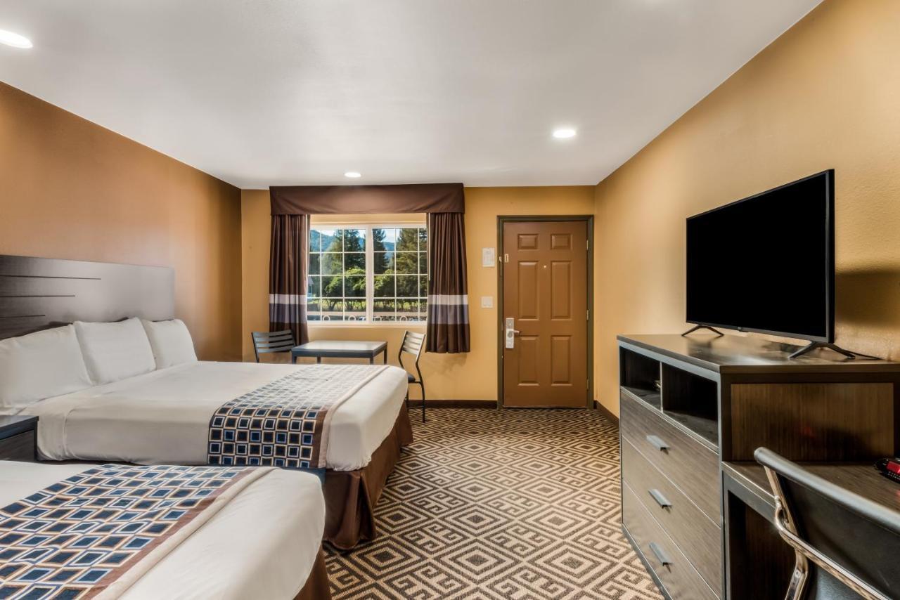 Americas Best Value Inn - Юкайа Экстерьер фото