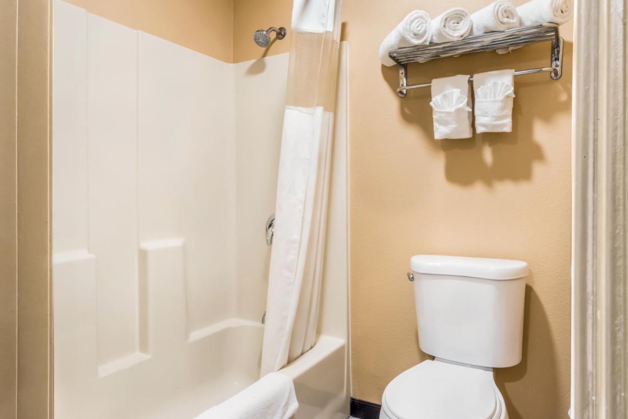 Americas Best Value Inn - Юкайа Экстерьер фото