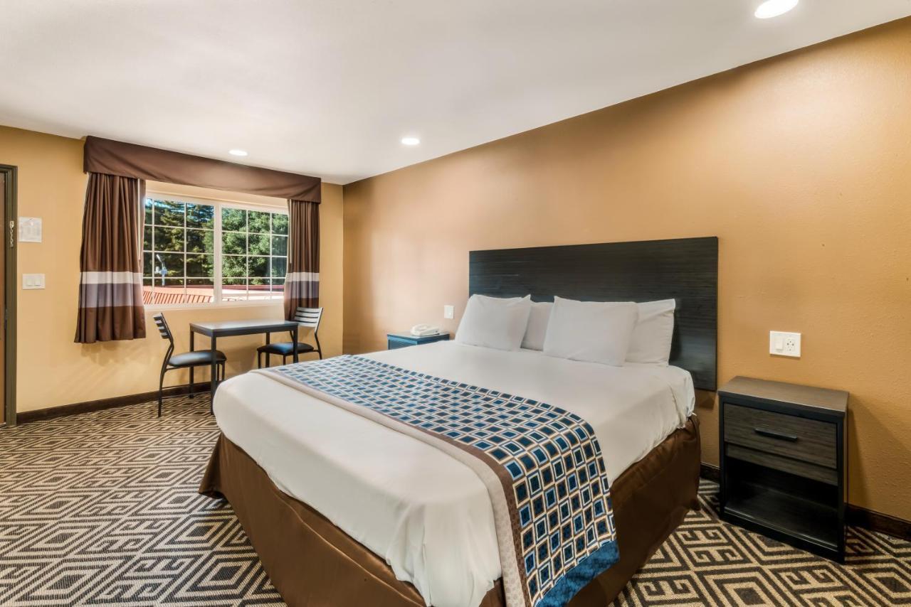 Americas Best Value Inn - Юкайа Экстерьер фото